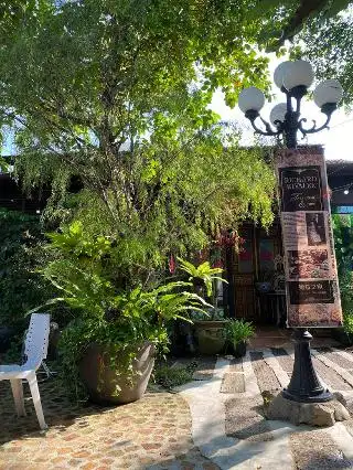 Rain Garden Restaurant've Moved to Rain Garden 41 (nearby Komtar)