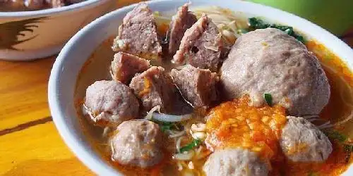 Bakso Ta' Bakso Boom, Cilalang