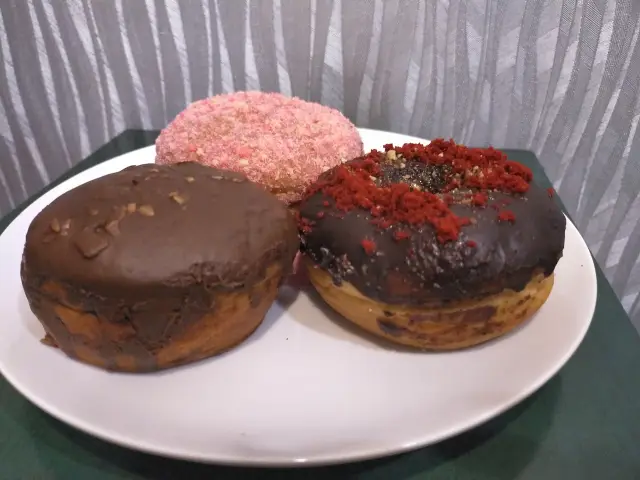 Gambar Makanan Gordon Donuts & Coffee 6