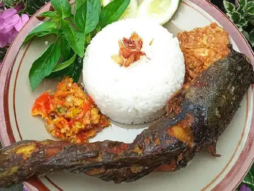 Ayam Tempongan, Jalan N Kahuripan