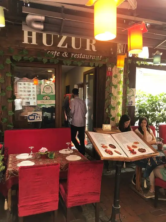 Huzur Cafe & Restaurant'nin yemek ve ambiyans fotoğrafları 11