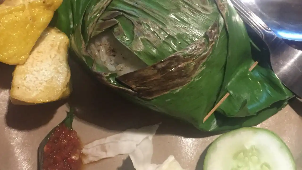 Nasi Bakar Bule