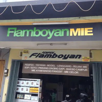 Pempek Flamboyant