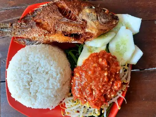 WARUNG BU OFAN ASLI LOMBOK, Raya semat