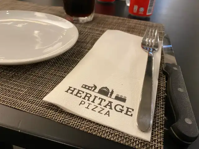 Heritage Pizza Food Photo 3