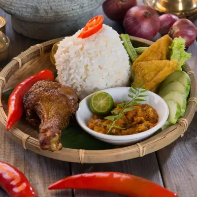 Cafe Makndak Ina Thai food /kopitan