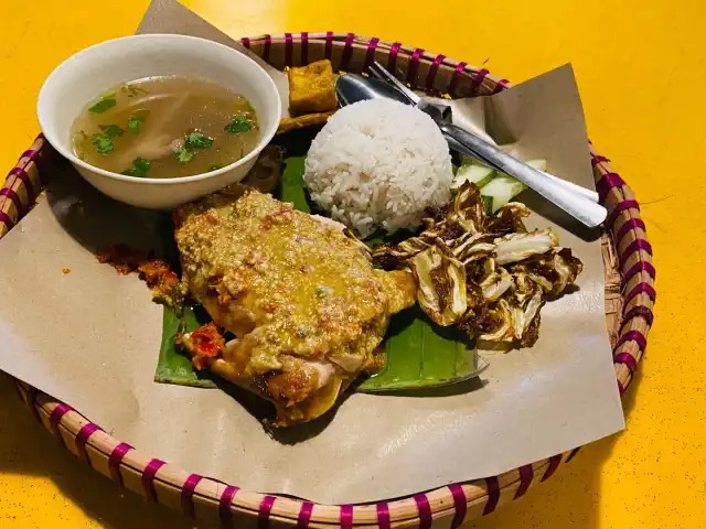 Ayam Gesek Putra Food Photo 9