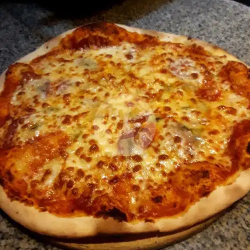 Gambar Makanan Home Pizza, Semat Raya 1