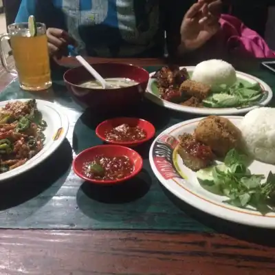 Ayam Bakar Wong Solo