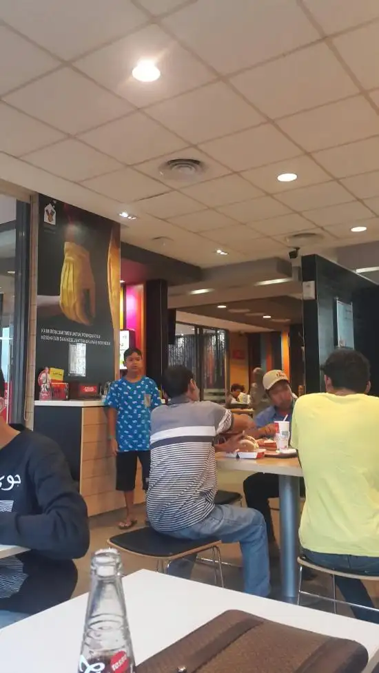 Gambar Makanan McDonald's 14