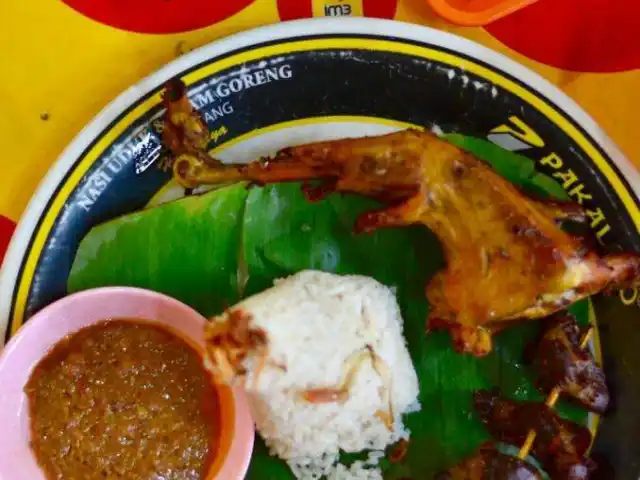 Gambar Makanan Nasi Uduk Kebon Kacang Hj. Ellya 20