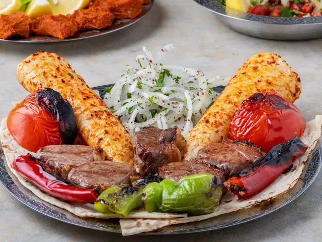 Dede Kebap & Steakhouse & Kasap'nin yemek ve ambiyans fotoğrafları 1