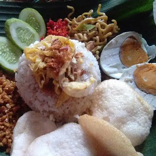 Gambar Makanan Nasi Uduk, Nasi kuning Karin 13