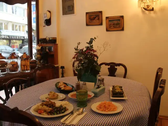 Bomonti Patisserie Cafe Restaurant'nin yemek ve ambiyans fotoğrafları 13