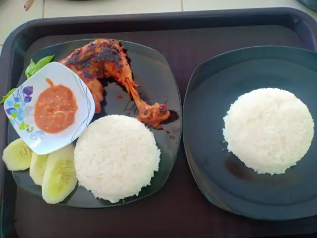 Gambar Makanan Foodcourt Ikan Bakar Panorama Pantai Marina Boom 8