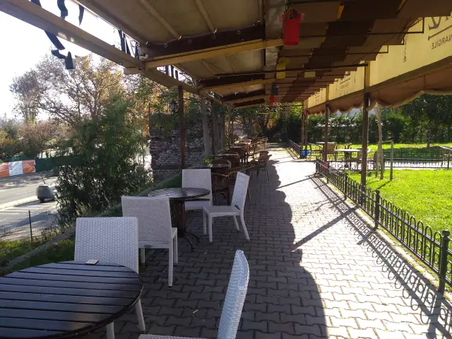 Beyaz Cafe'nin yemek ve ambiyans fotoğrafları 3