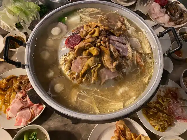 Thai Mookata Steamboat Food Photo 7