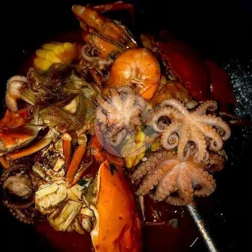 Gambar Makanan Seafood Berserak Capit Rajungan, Ar Hakim 8