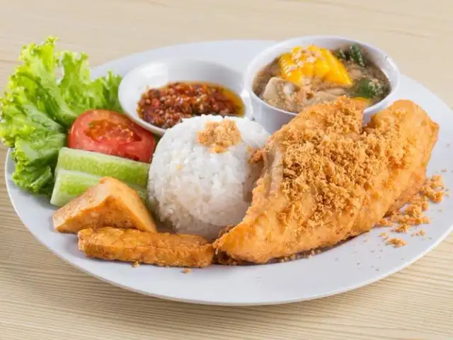 Gambar Makanan Ayam Goreng Karawaci, Padang 6
