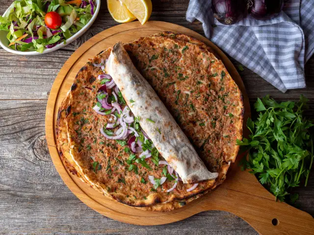Gaziantep Lahmacun & Pide & Kebap'nin yemek ve ambiyans fotoğrafları 1