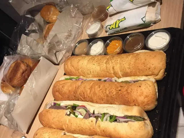 Subway Food Photo 16