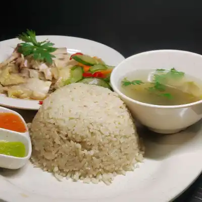 Paul Hainan Chicken Rice ( Tauge Ayam )