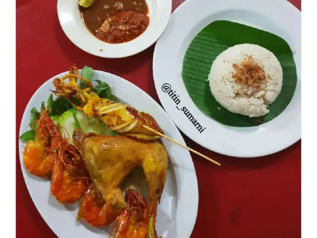 Gambar Makanan Nasi Uduk Kebon Kacang A. Maulana 13