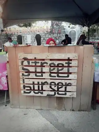 Street Burger Food Photo 3