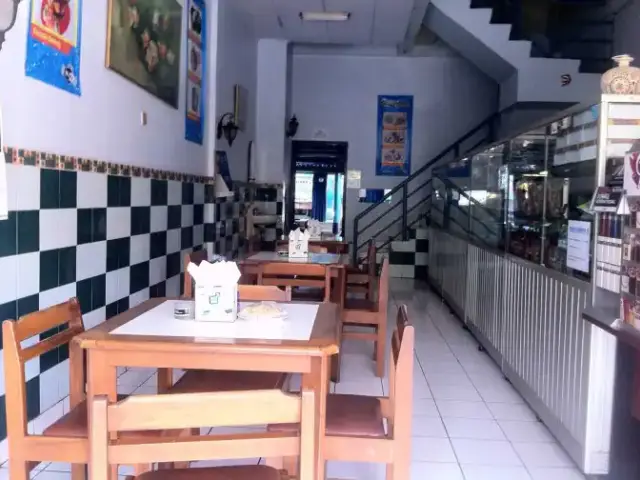 Food Court Cafe Kalimas