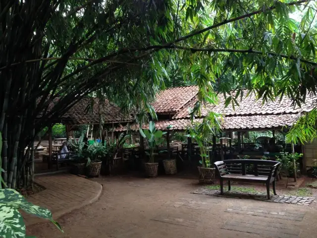 Gambar Makanan Warung Tuman (BSD) 28