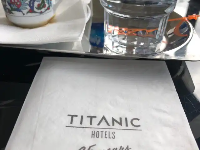Titanic Coffee'nin yemek ve ambiyans fotoğrafları 13