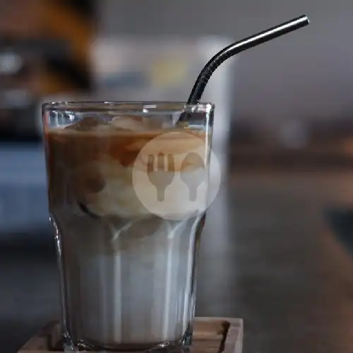 Gambar Makanan T One Coffee and Roastery, Tunjung 8