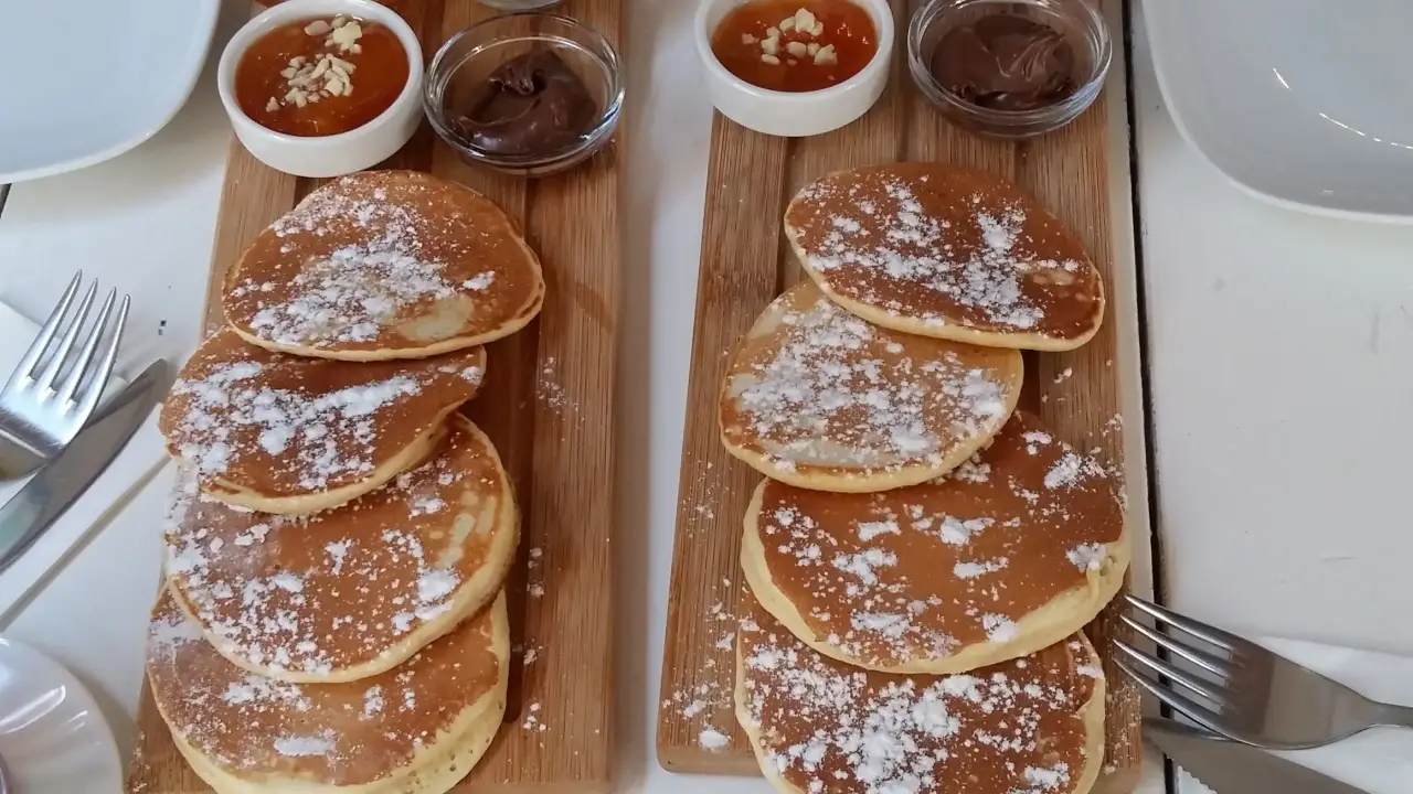 Bal Kaymak Breakfast & Pancake