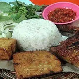 Gambar Makanan Pecel Lele dan Seafood Bang Jawa 7