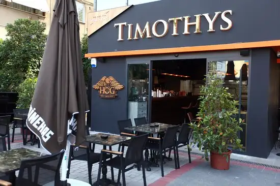 Timothys Besiktas Cafe & Bistro'nin yemek ve ambiyans fotoğrafları 1