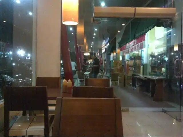 Gambar Makanan Solaria 7