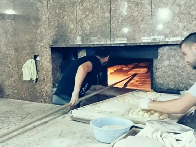 Öz Trabzon Ekmek Fırını'nin yemek ve ambiyans fotoğrafları 9
