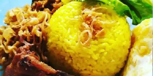 Nasi Kuning dan Tahu Campur Bu Is, Pujasera Pakualama