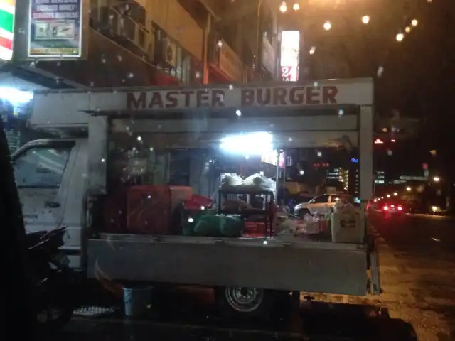 Master Burger Food Photo 8