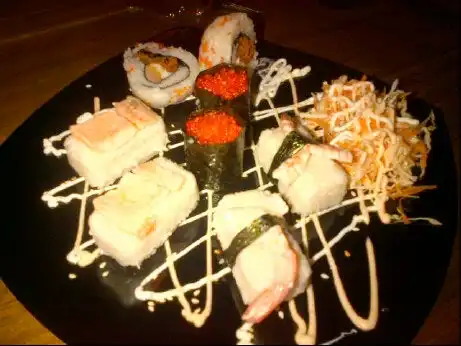 Gambar Makanan Zutto Sushi & Suki 9
