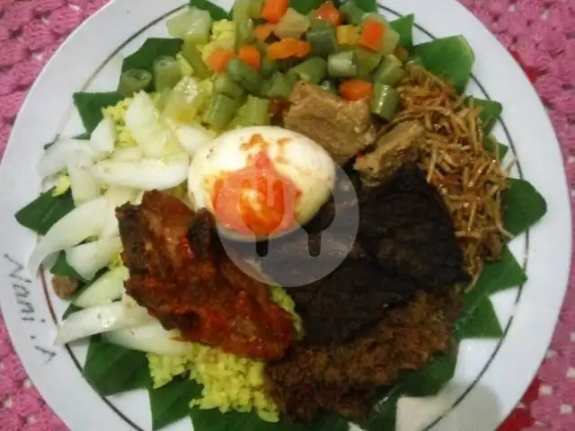 Gambar Makanan Nasi Kuning & Nasi Campur Ananda, Andi Djemma 1