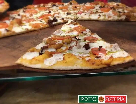 Rotto Pizzera'nin yemek ve ambiyans fotoğrafları 34