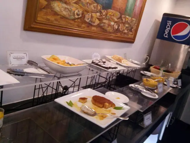 Quezon Filipino + Spanish Buffet Restaurant Food Photo 18