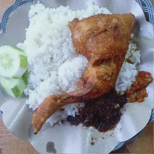 Gambar Makanan Nasi BeBek Pedas Khas Madura Ayam Goreng Bebek Goreng  Esteh Es Jeruk Cak Radit 9