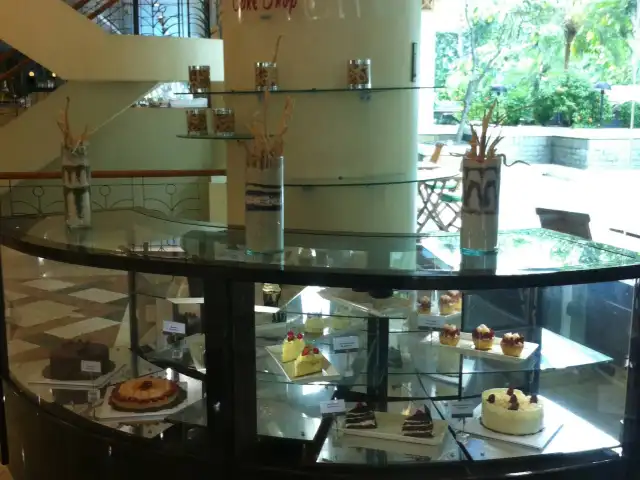 Gambar Makanan Harum Manis Cakes Shop - Hotel Ibis Jakarta Tamarin 12