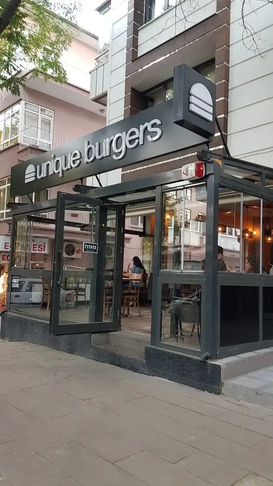 Unique Burgers'nin yemek ve ambiyans fotoğrafları 33
