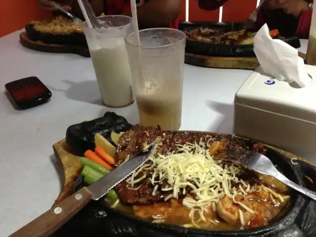 Gambar Makanan Sirlo Steak 10