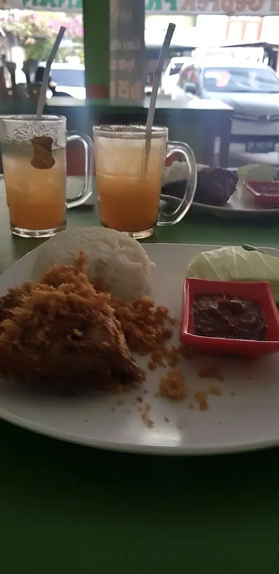 Gambar Makanan Ayam Goreng Prambanan 6