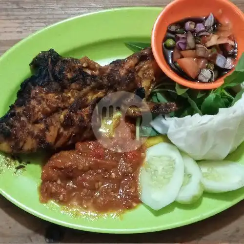 Gambar Makanan Pecel Lele Sedap Malam Khas Lamongan 7