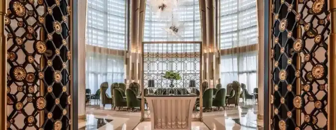 Palm Court - Four Seasons